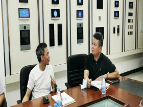 康佳领导莅临我司交流研讨
